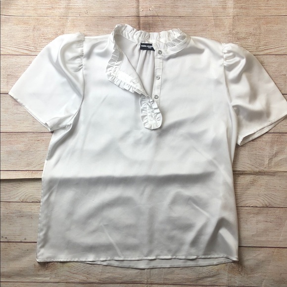 Karl Lagerfeld Tops - Karl Lagerfeld Ivory Ruffle Detail Blouse 🧡